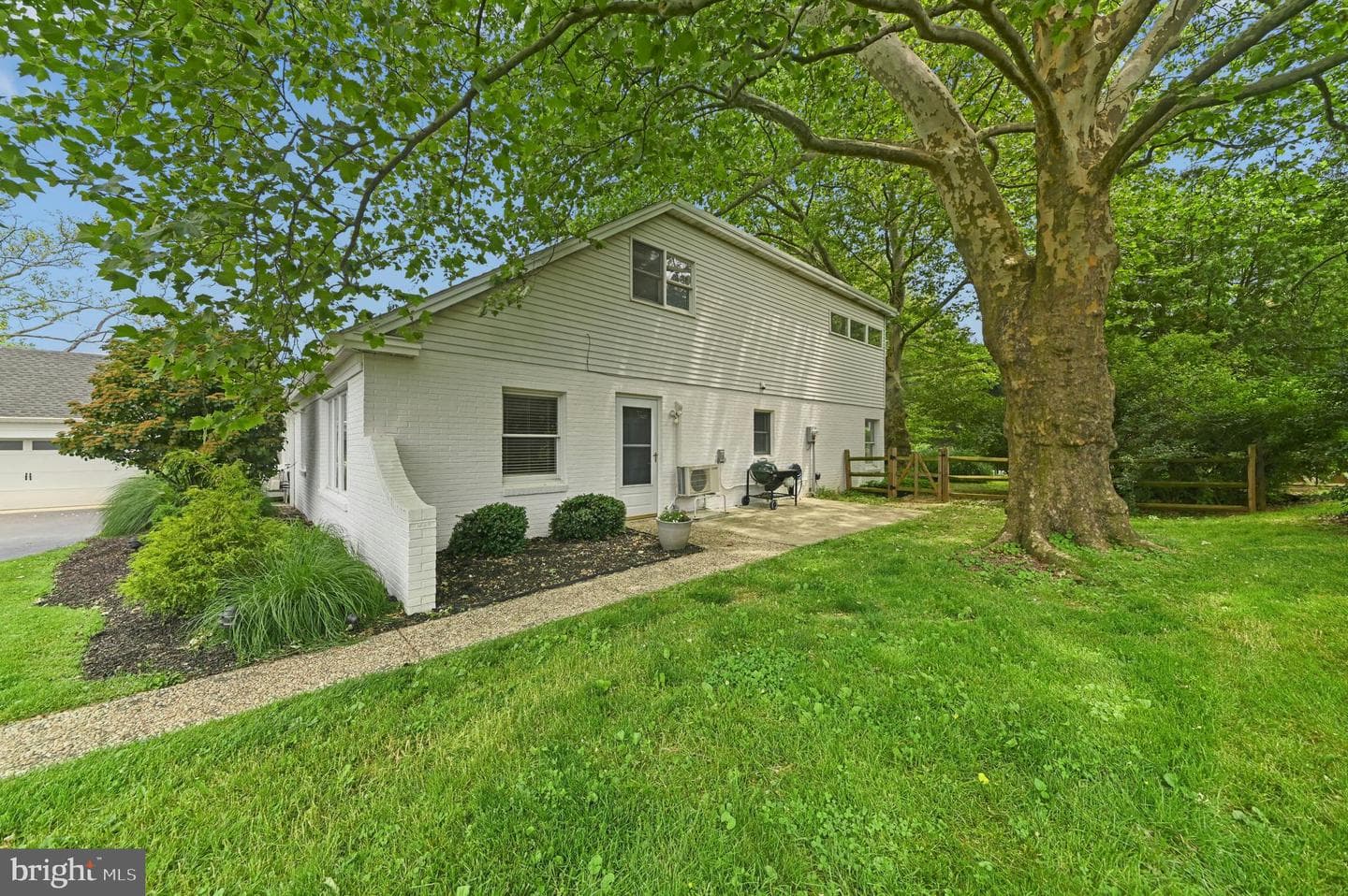 614 Glenwood Street photo 41