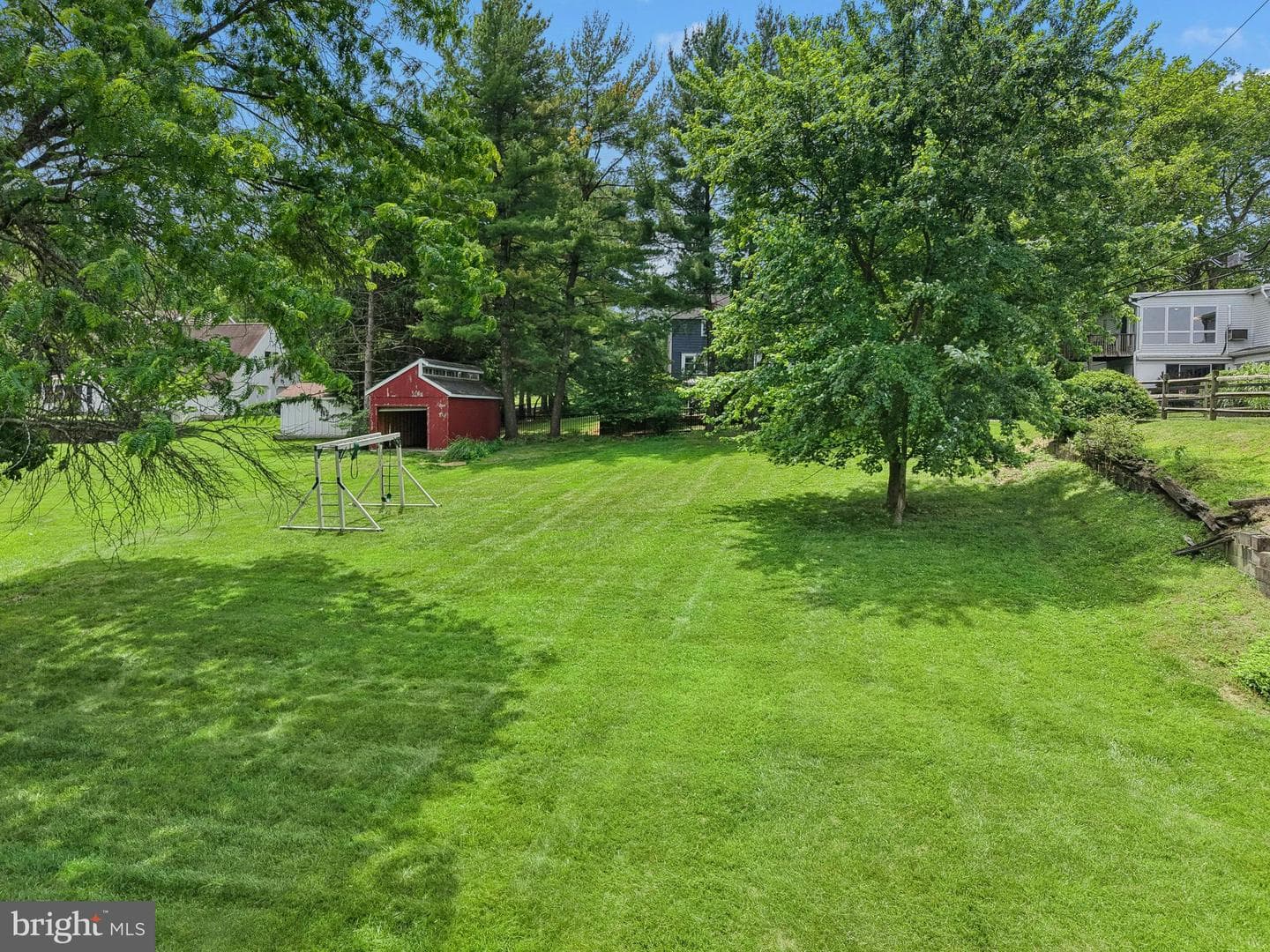614 Glenwood Street photo 42