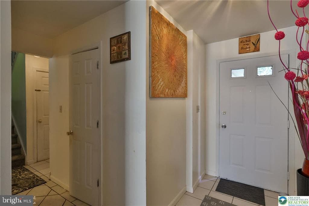 6411 Pioneer Drive photo 15