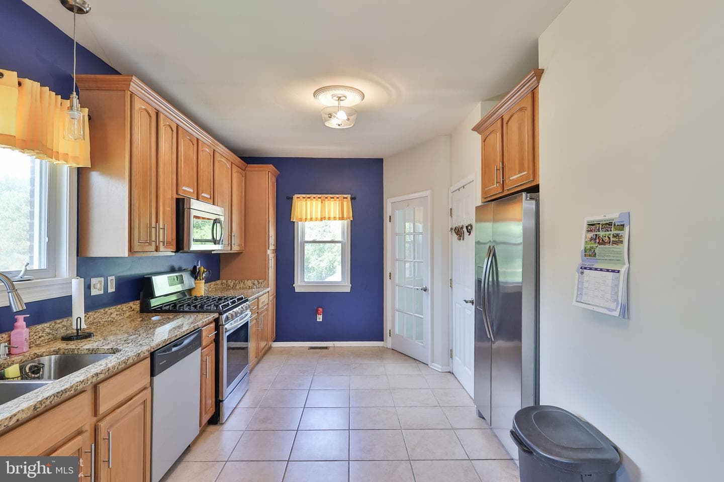 1635 E Emmaus Avenue photo 17