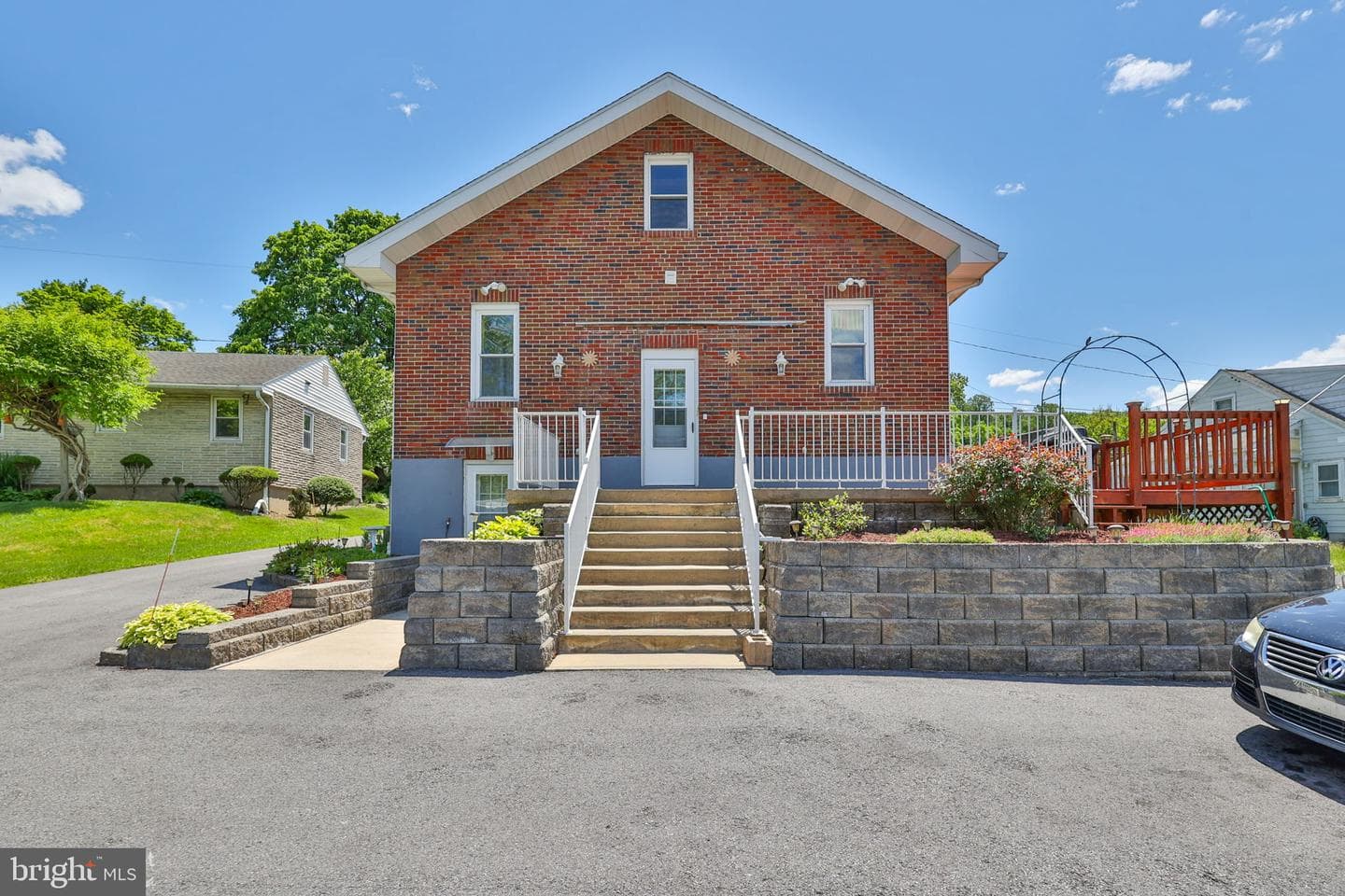 1635 E Emmaus Avenue photo 59