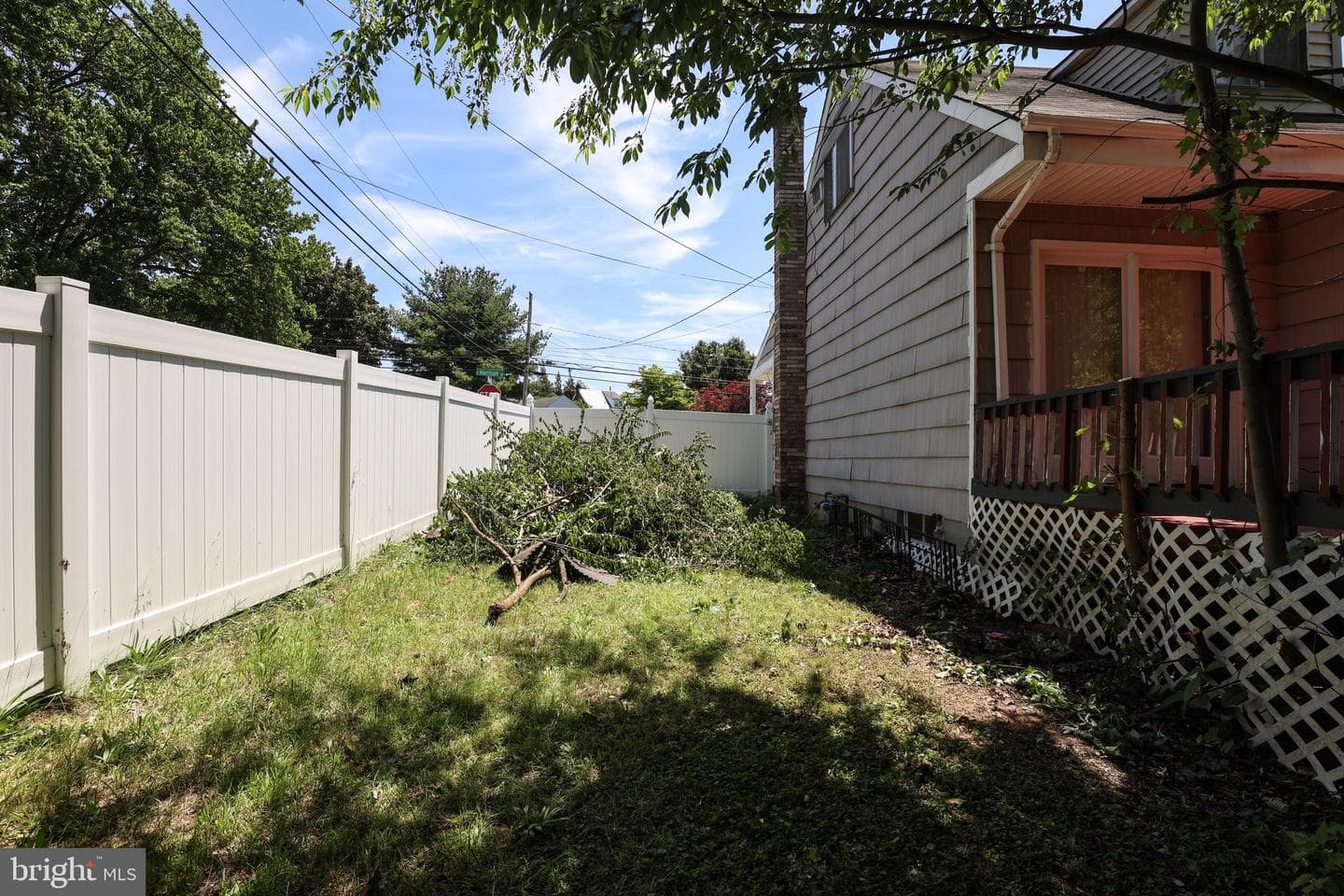 511 E Harrison Street photo 44