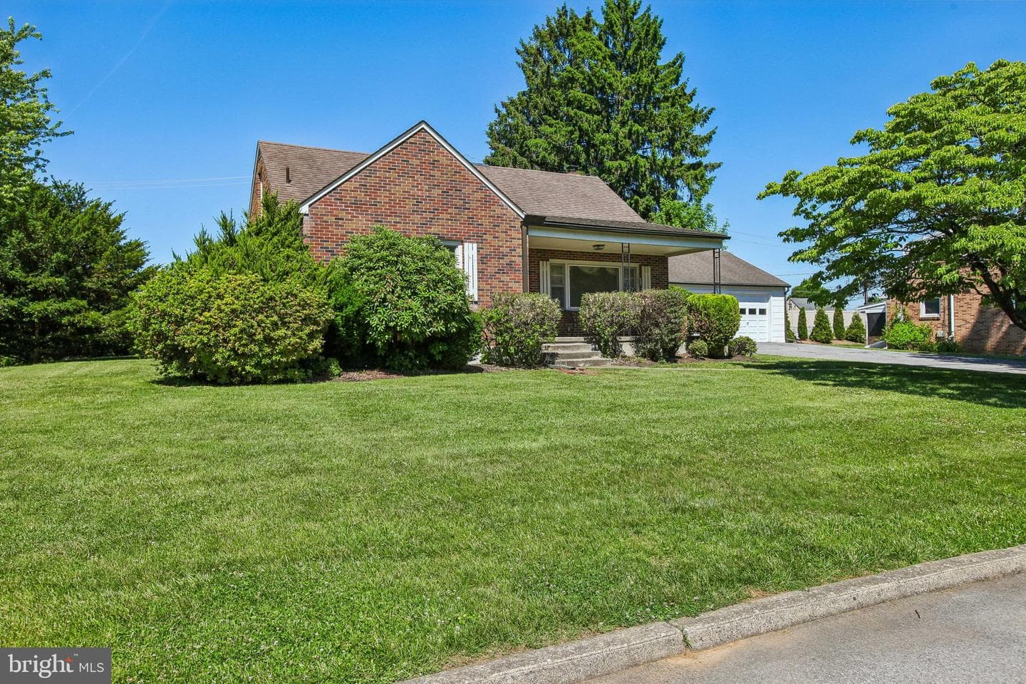 1032 Americus Avenue photo 26