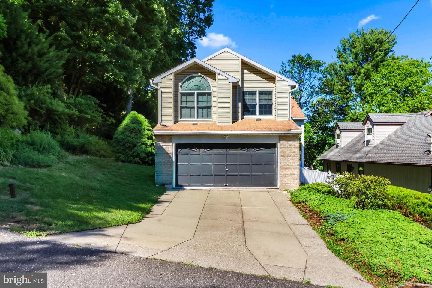 721 Wistar Street photo 29