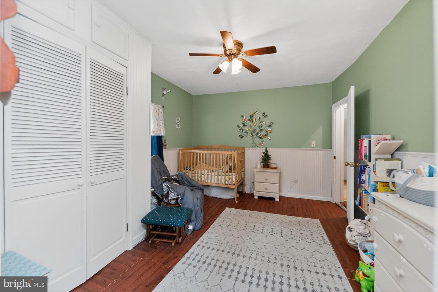 233 Adrain Street photo 19