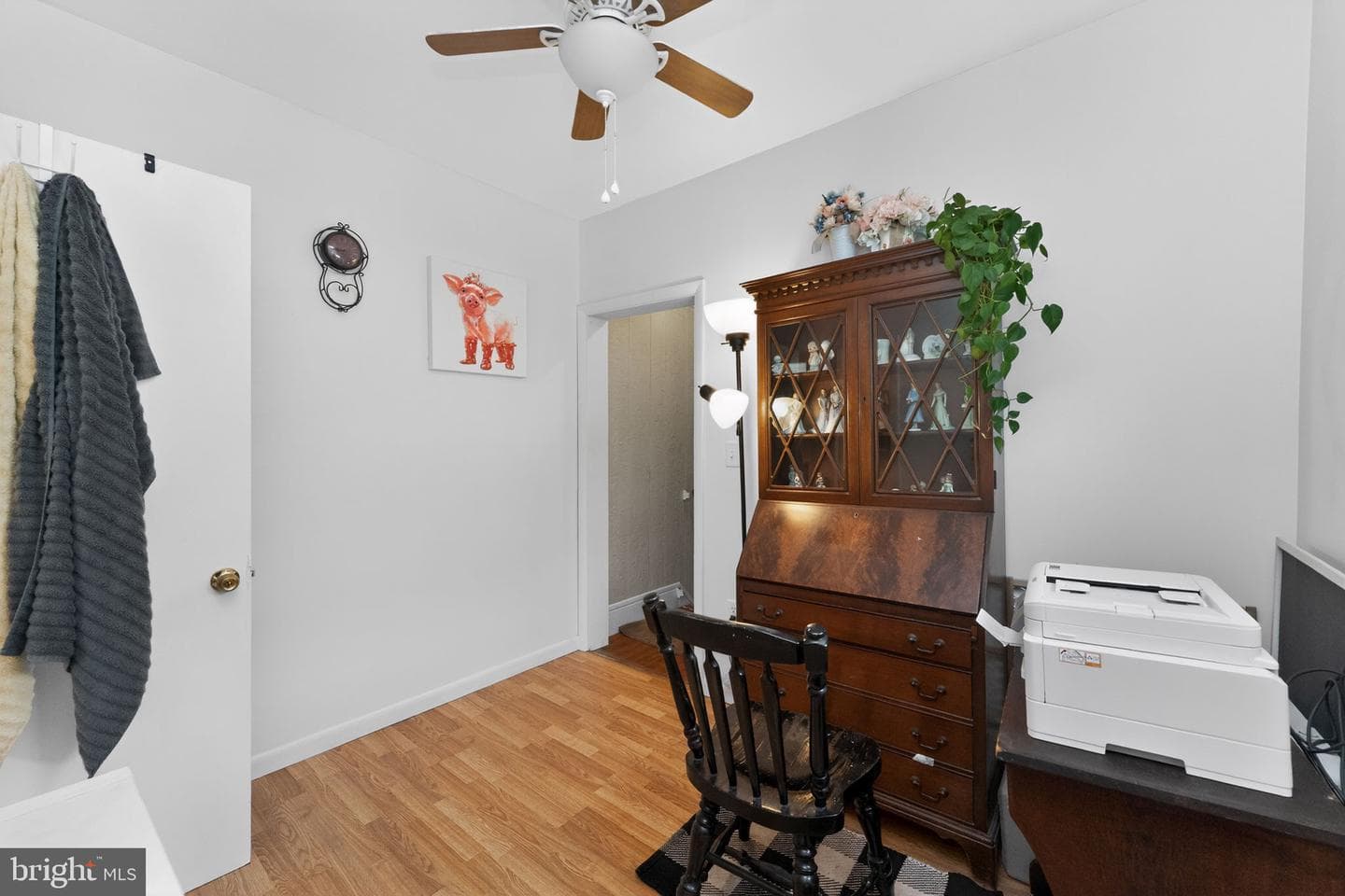 233 Adrain Street photo 21