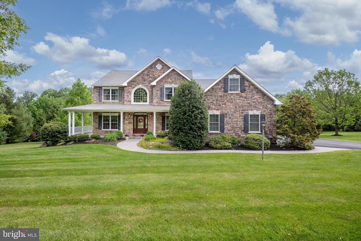 7447 Bell Gate Road photo 1