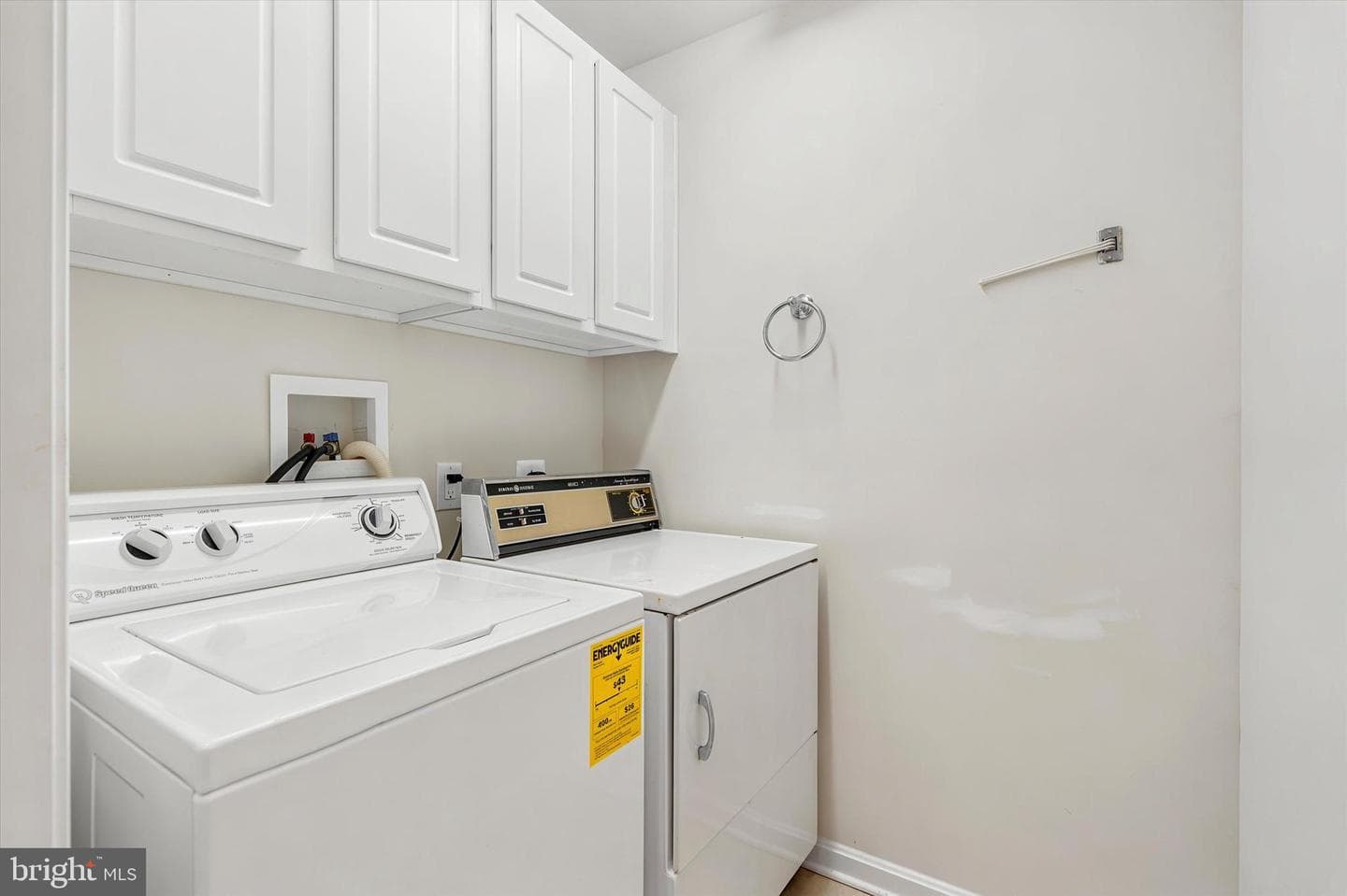 1526 Fox Lane photo 23