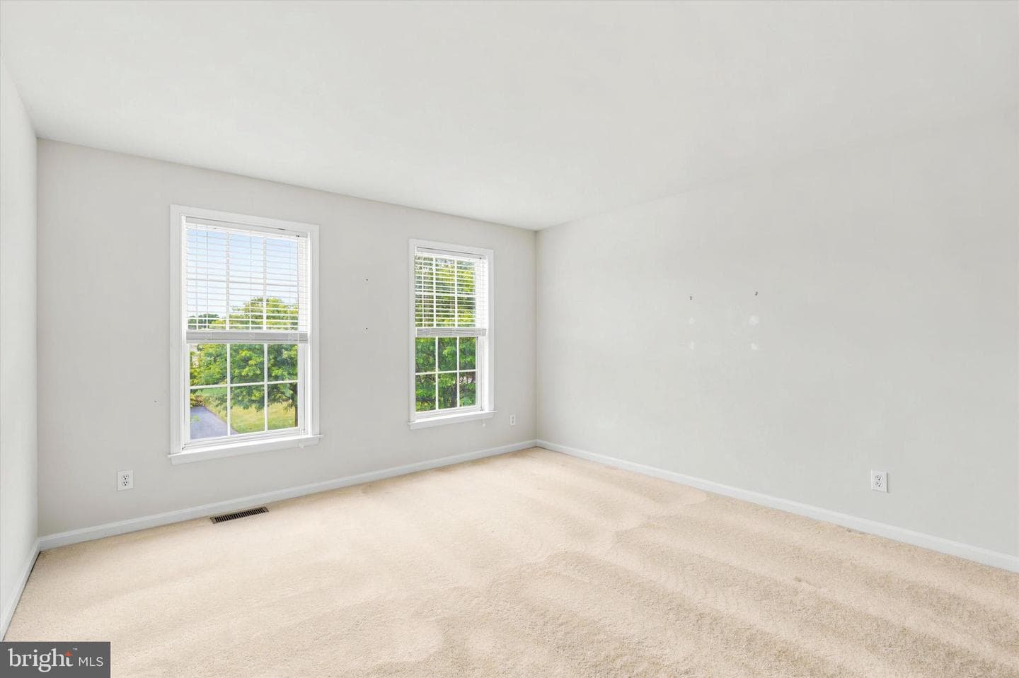 1526 Fox Lane photo 26