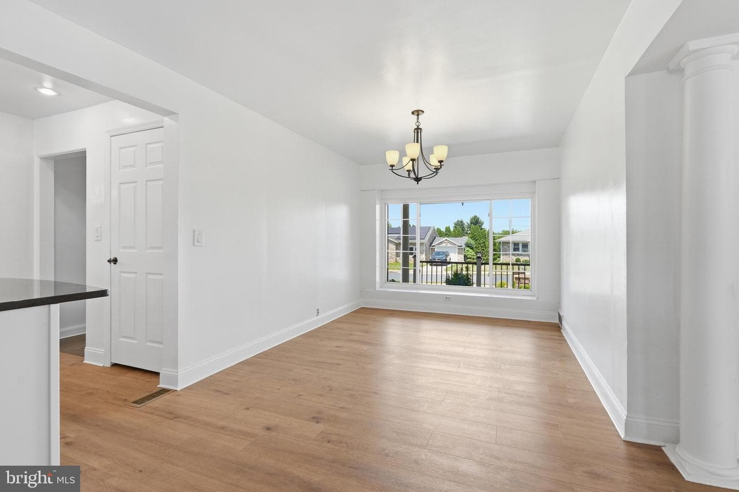 1138 E Tremont Street photo 5