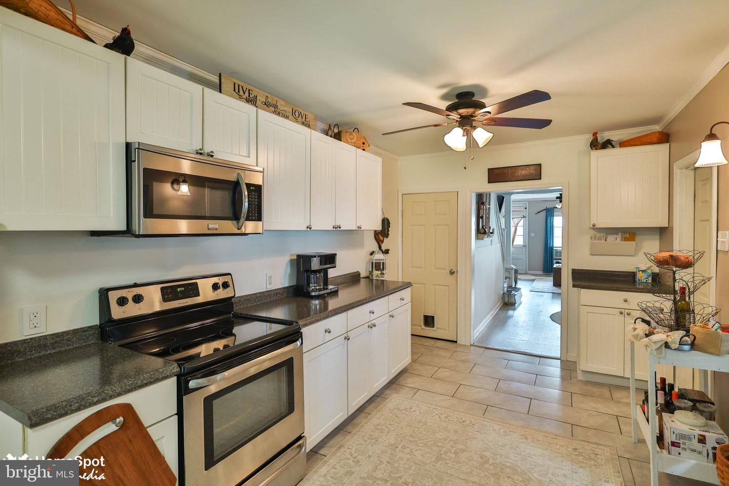 247 Adrain Street photo 10