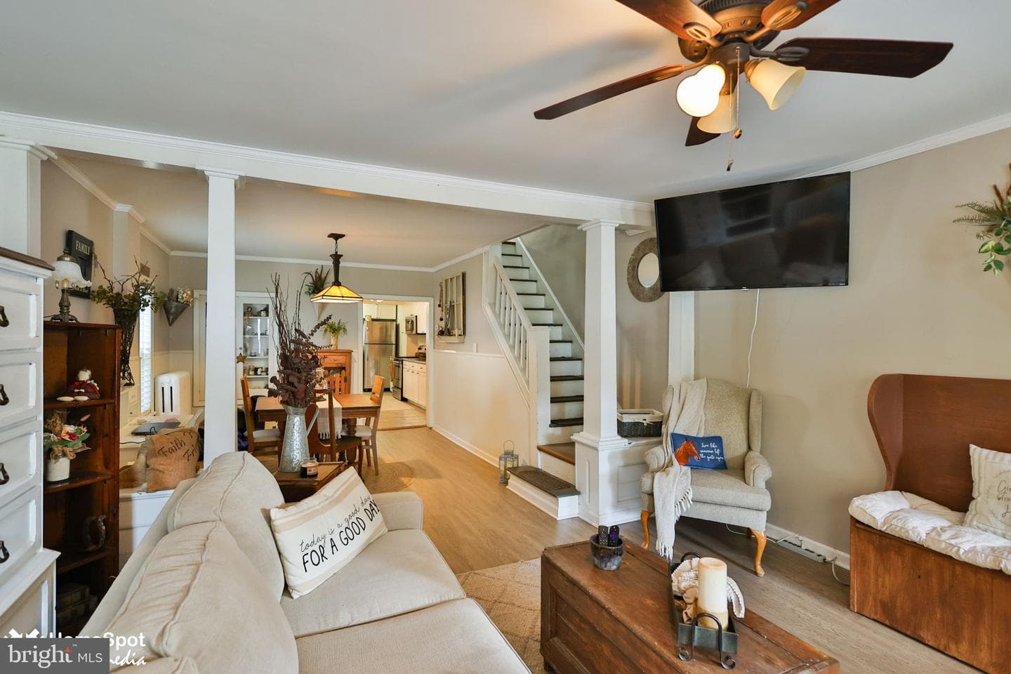 247 Adrain Street photo 4