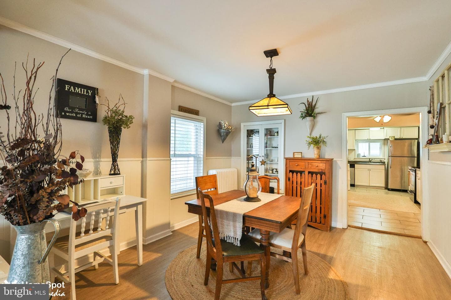 247 Adrain Street photo 5