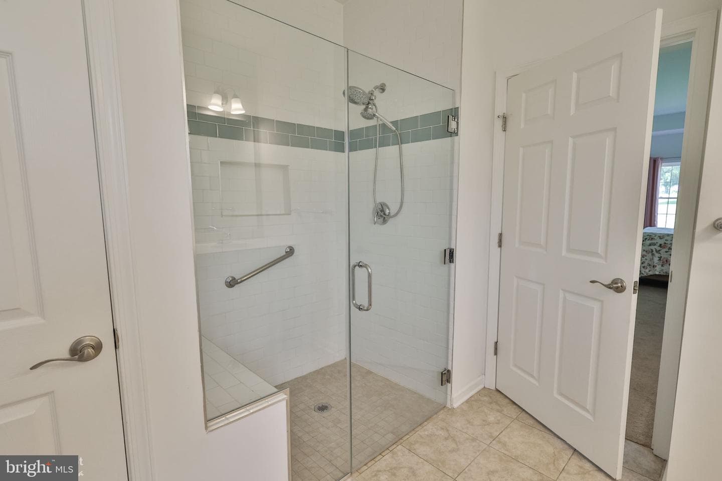 5424 Traditions Drive photo 23
