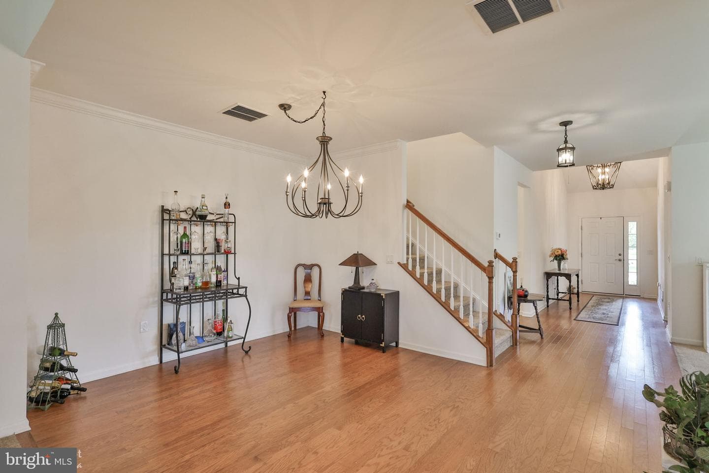 5424 Traditions Drive photo 8