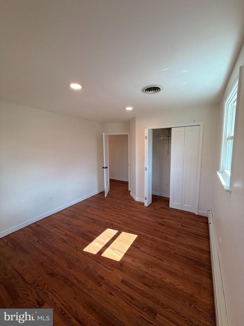 320 E Landis Street photo 15