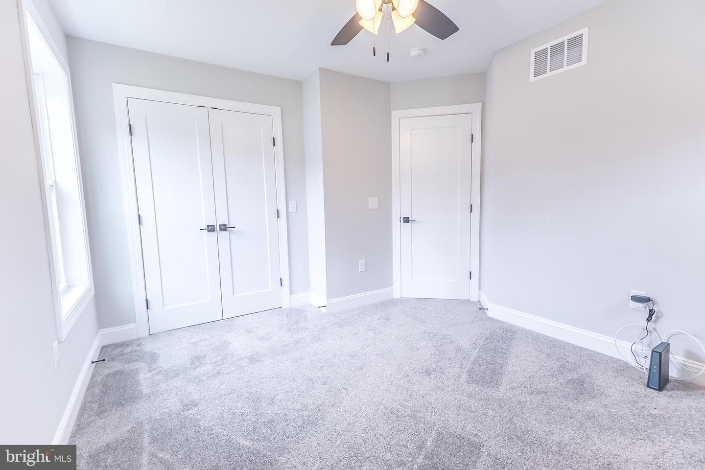 238 E Cumberland Street photo 55