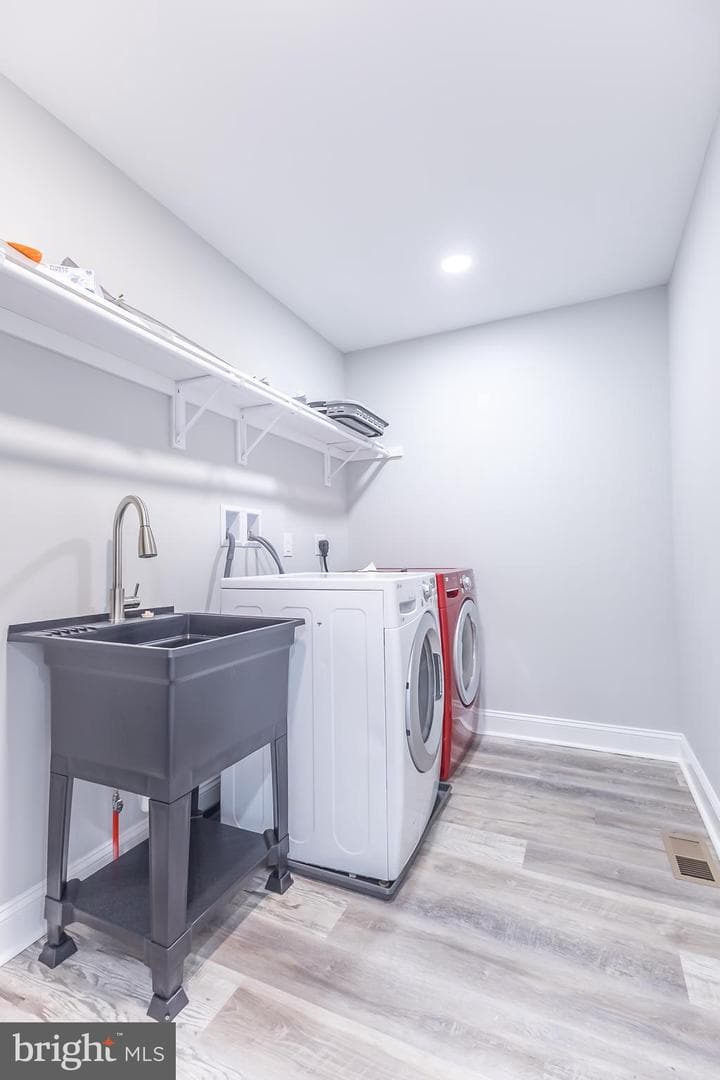 238 E Cumberland Street photo 60