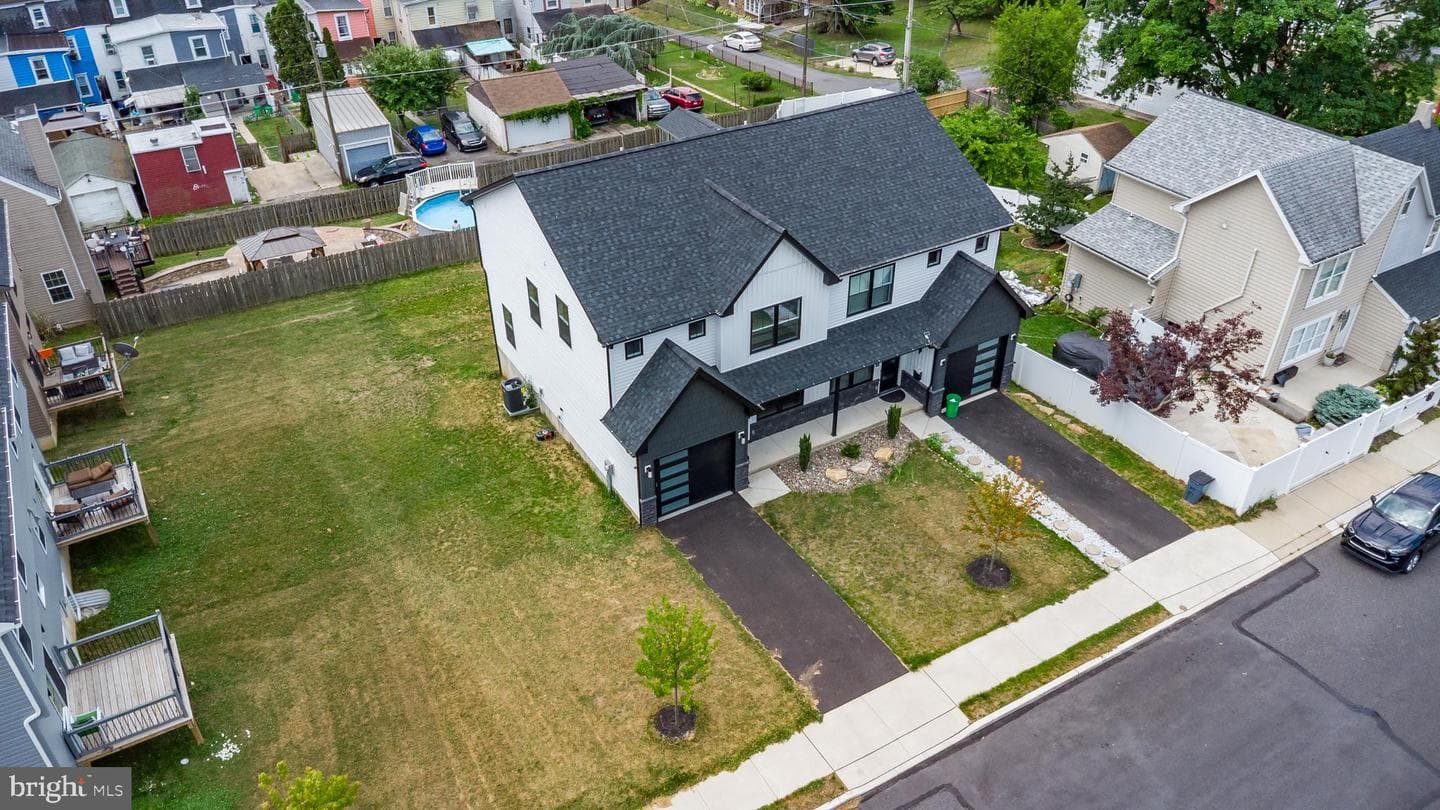 238 E Cumberland Street photo 9