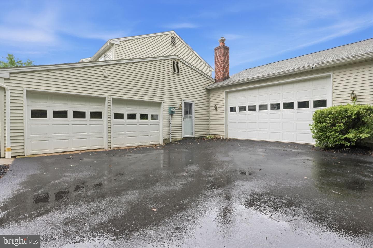 5712 Nina Circle photo 33
