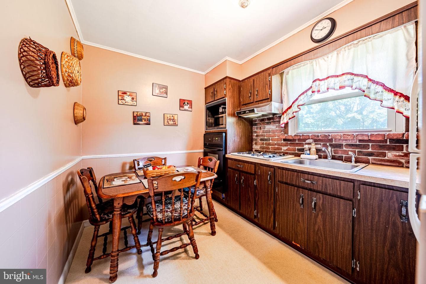 4352 Ruth Road photo 12