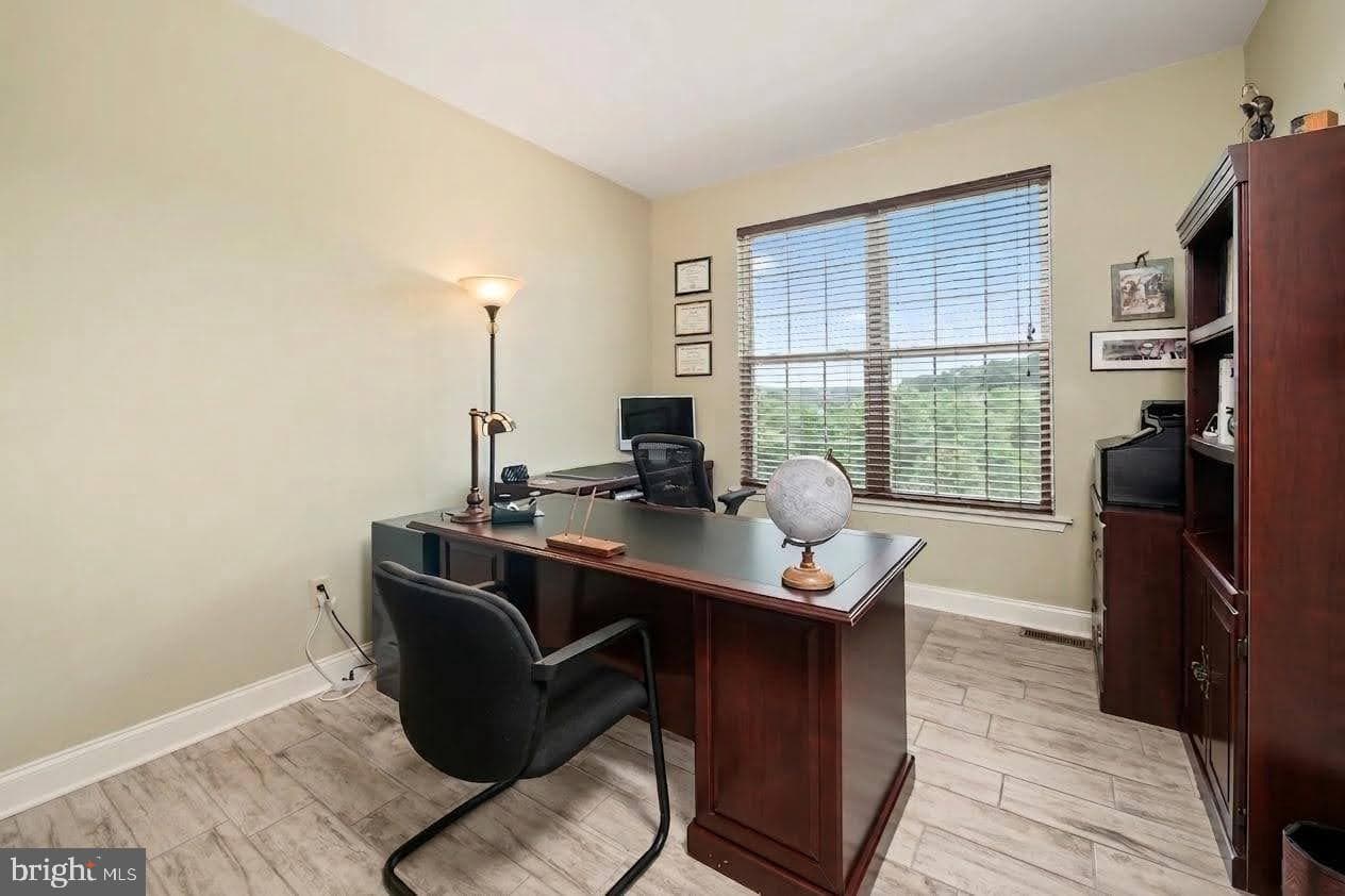 2912 Silver Creek Circle photo 22