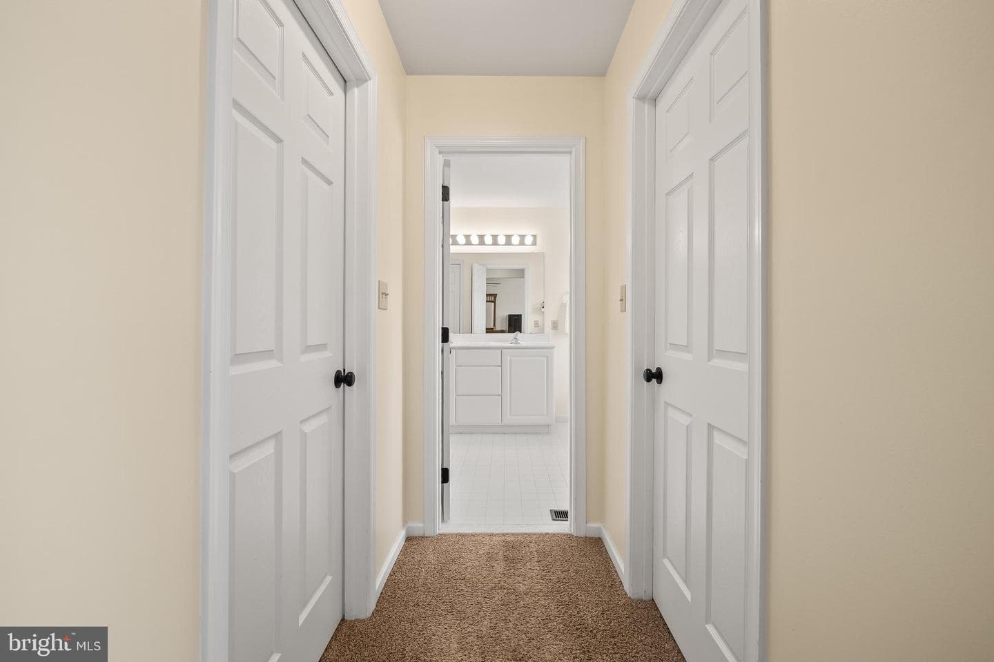 2912 Silver Creek Circle photo 28