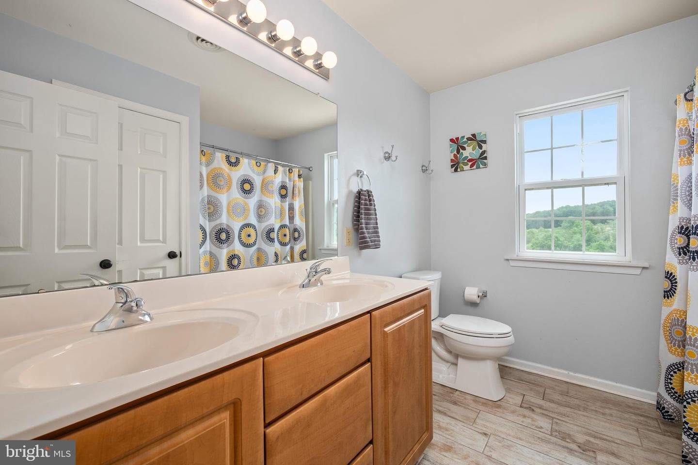 2912 Silver Creek Circle photo 32