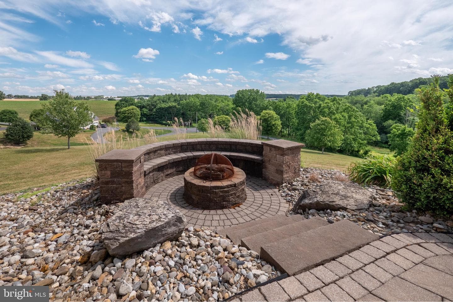 2912 Silver Creek Circle photo 5