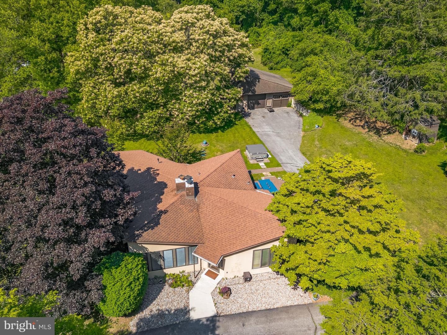 5735 Blue Church Road photo 34