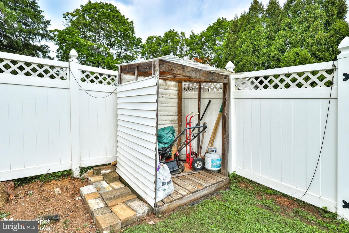 944 N Broad Street photo 76
