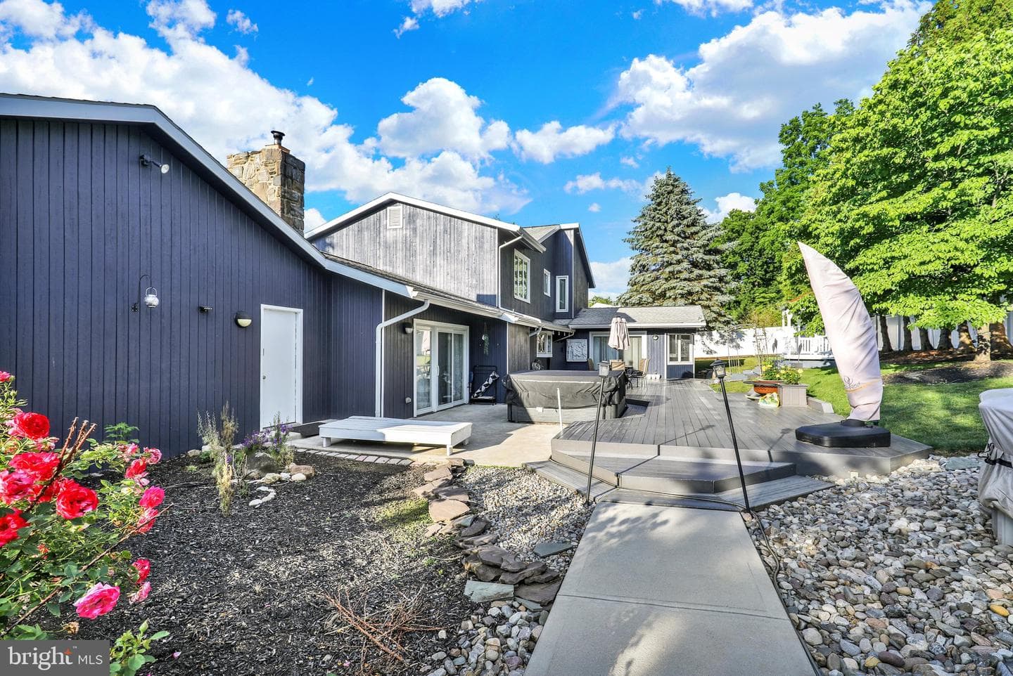 2210 Greenwood Road photo 50