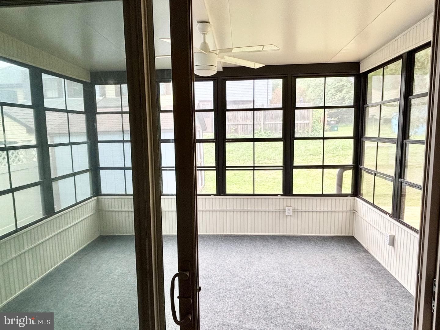 1726 Saratoga Court photo 11