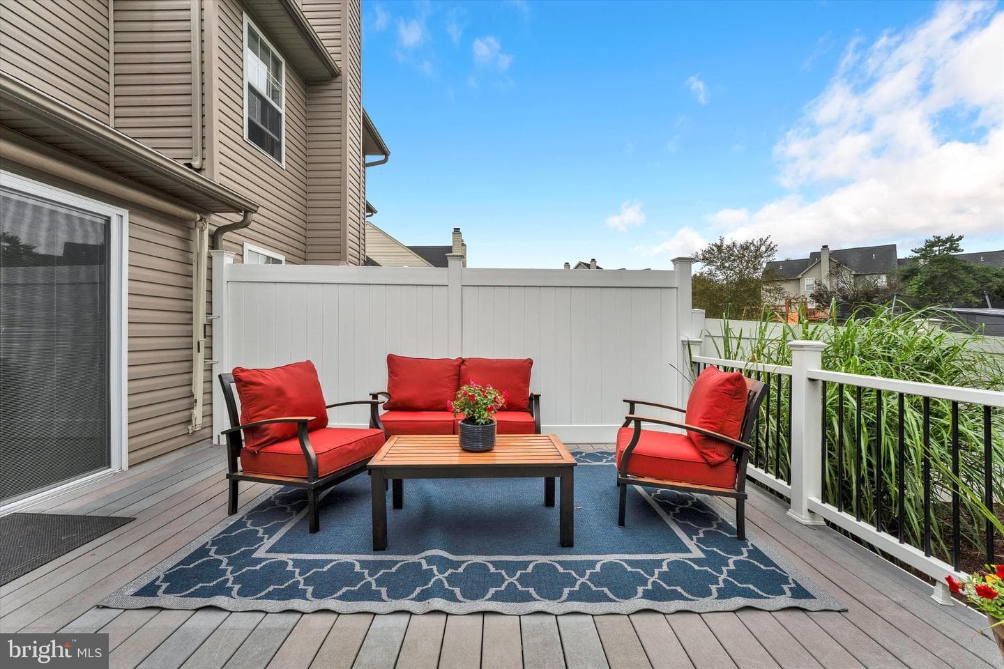2184 Greenmeadow Drive photo 32