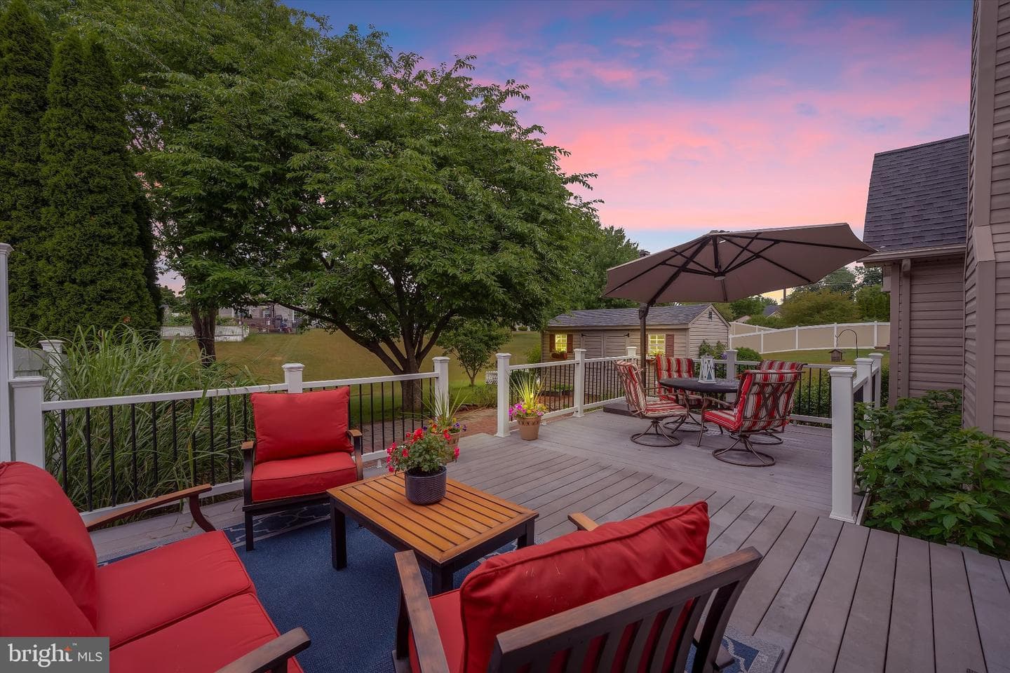 2184 Greenmeadow Drive photo 34