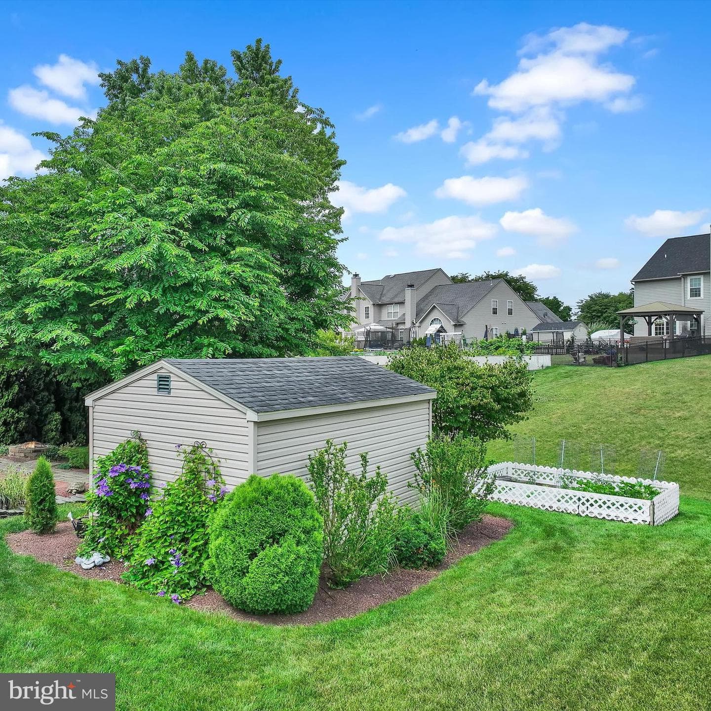 2184 Greenmeadow Drive photo 46