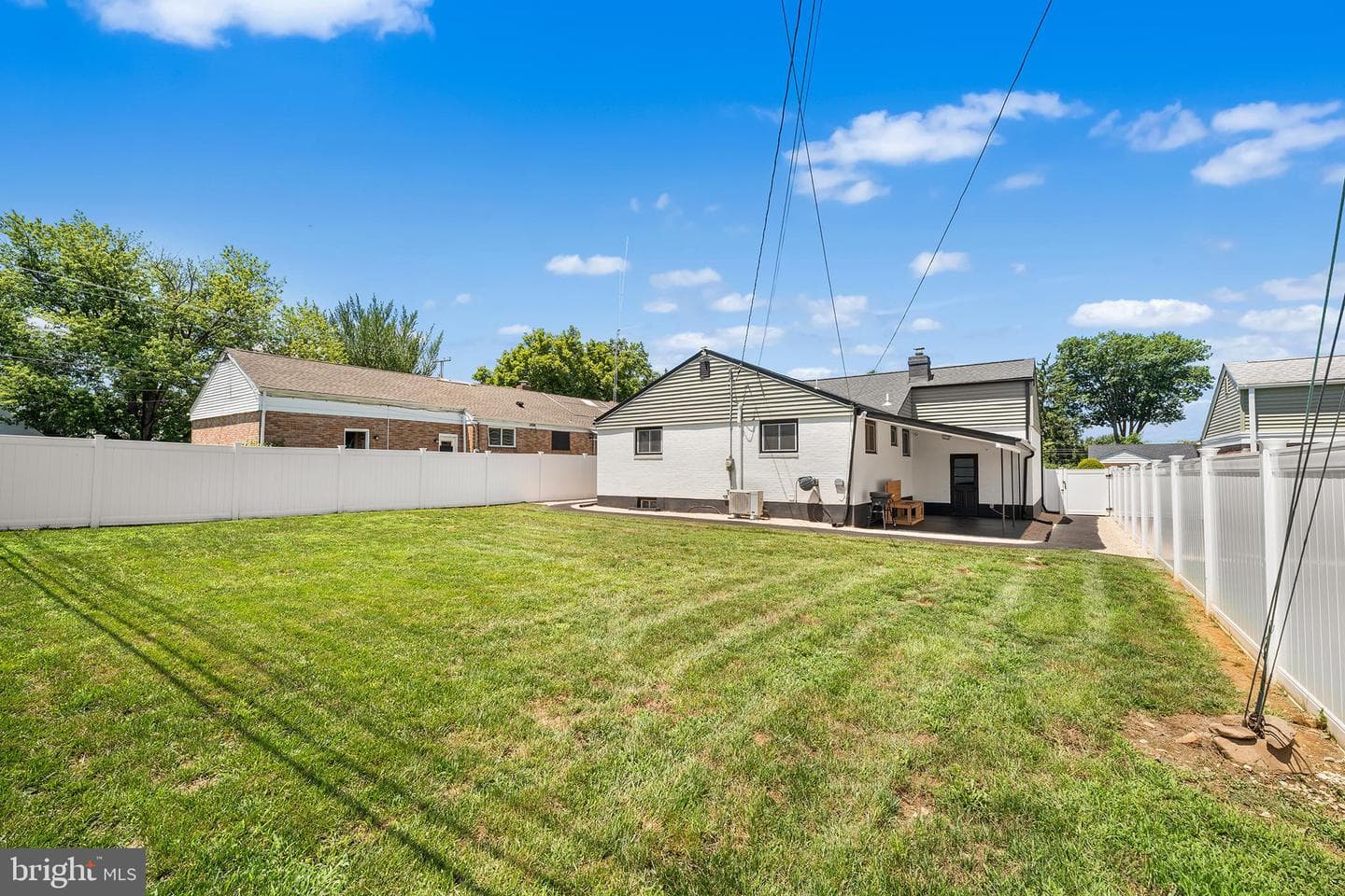 2518 W Elm Street photo 27