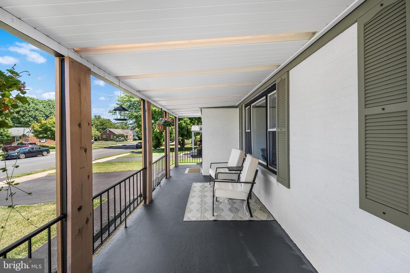 2518 W Elm Street photo 3