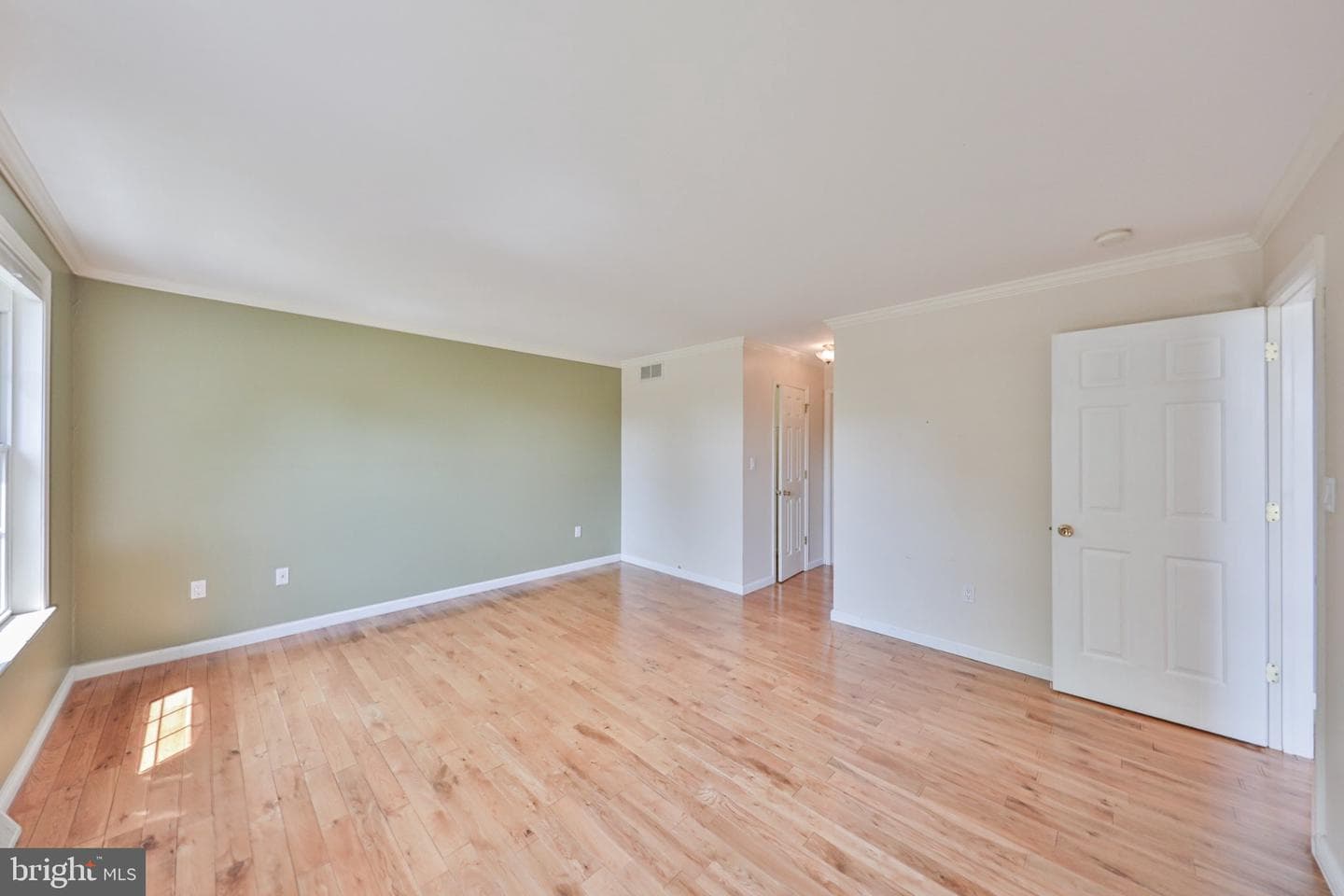 1639 Ashley Court photo 38