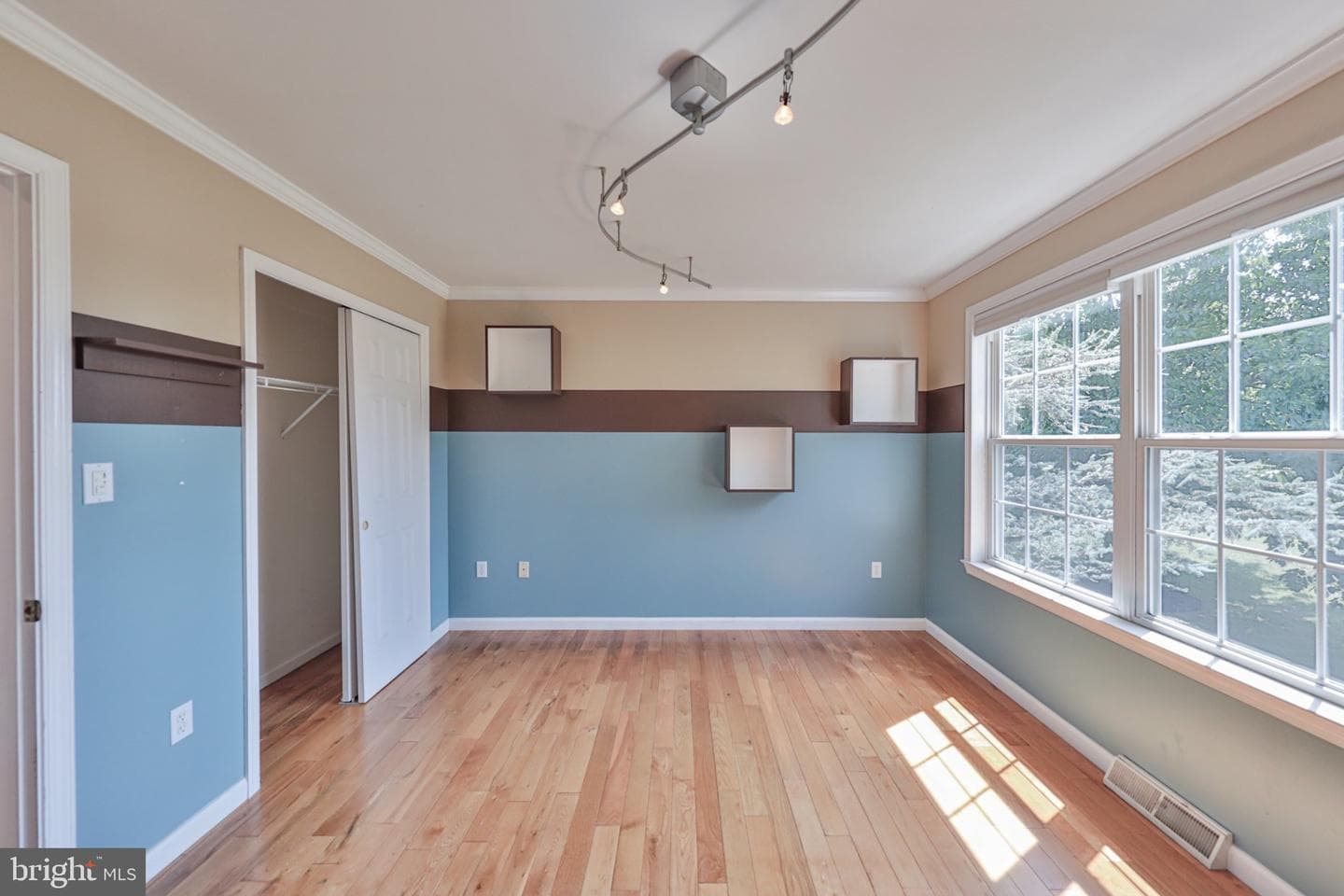 1639 Ashley Court photo 48
