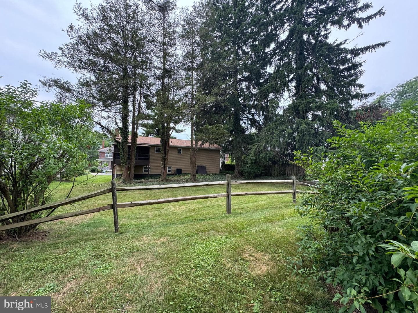 707 W State Street photo 3