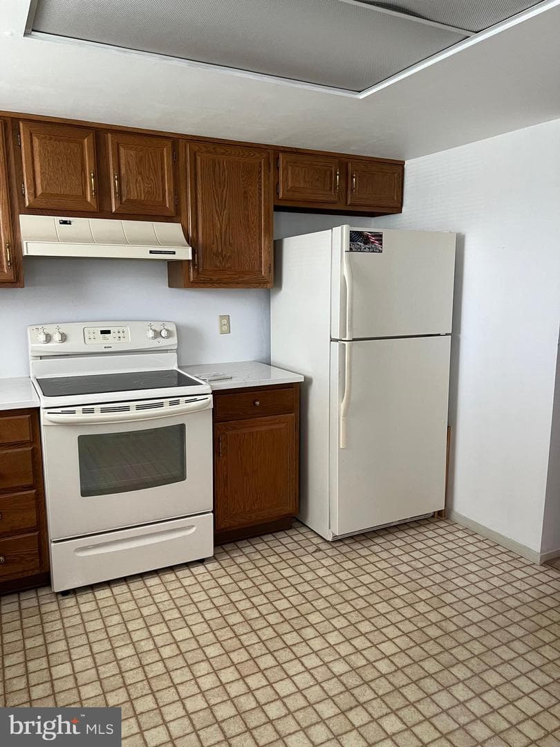 4258 Iroquois Street photo 12