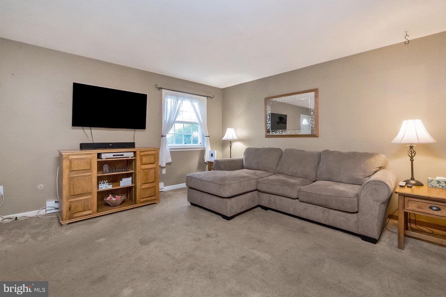 2275 Irma Drive photo 3