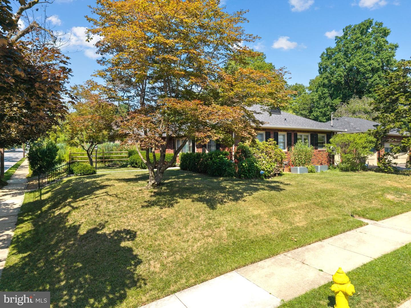 2705 W Chew Street photo 5