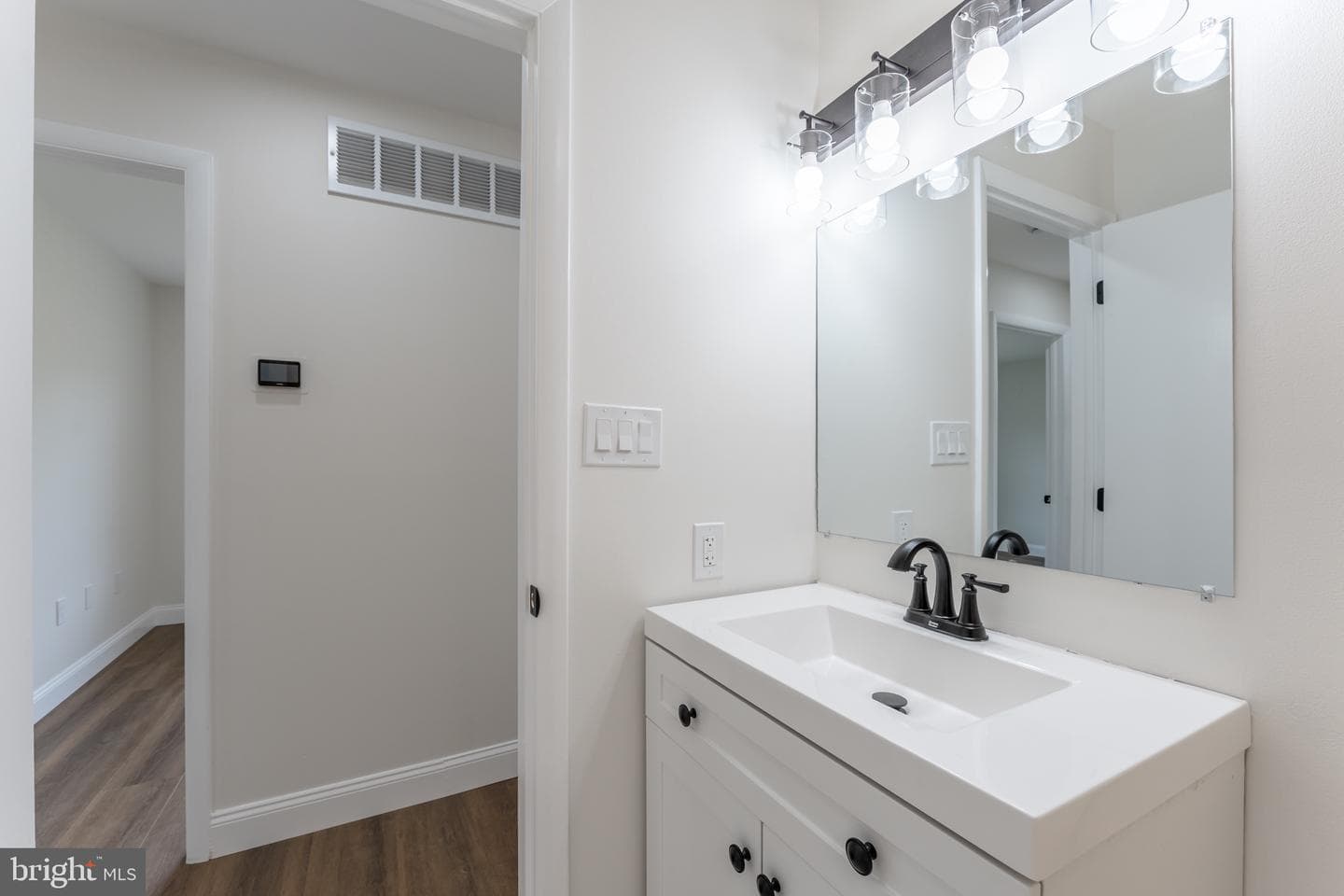 1401 Flint Hill Road photo 32