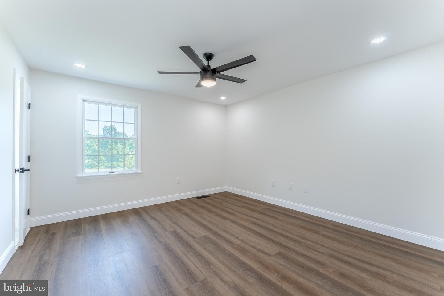 1401 Flint Hill Road photo 38