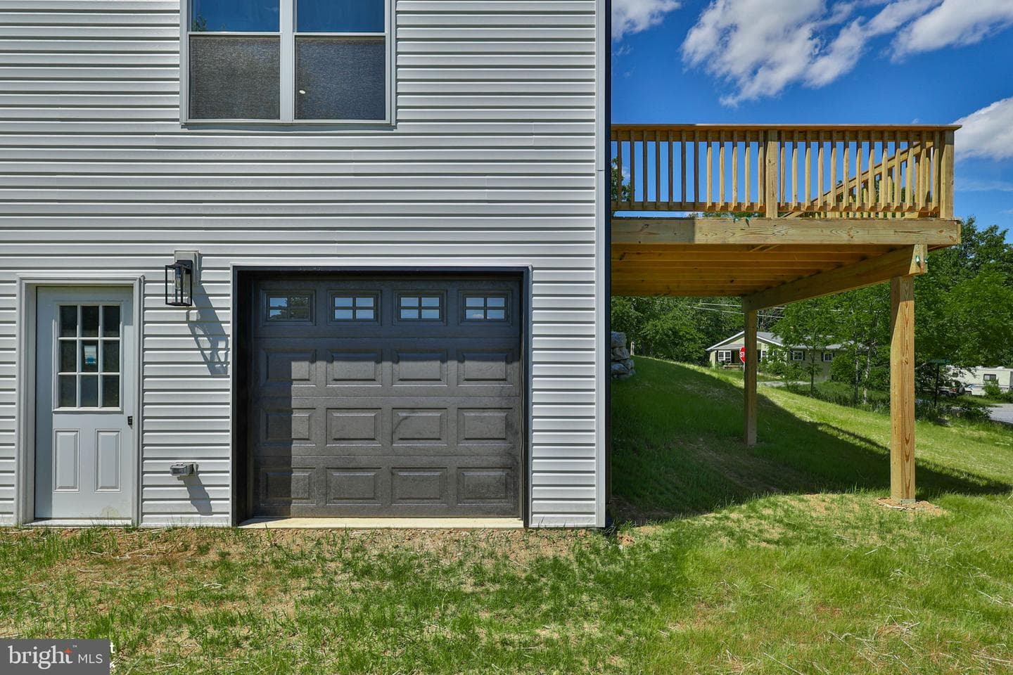 2212 Skyline Drive photo 10