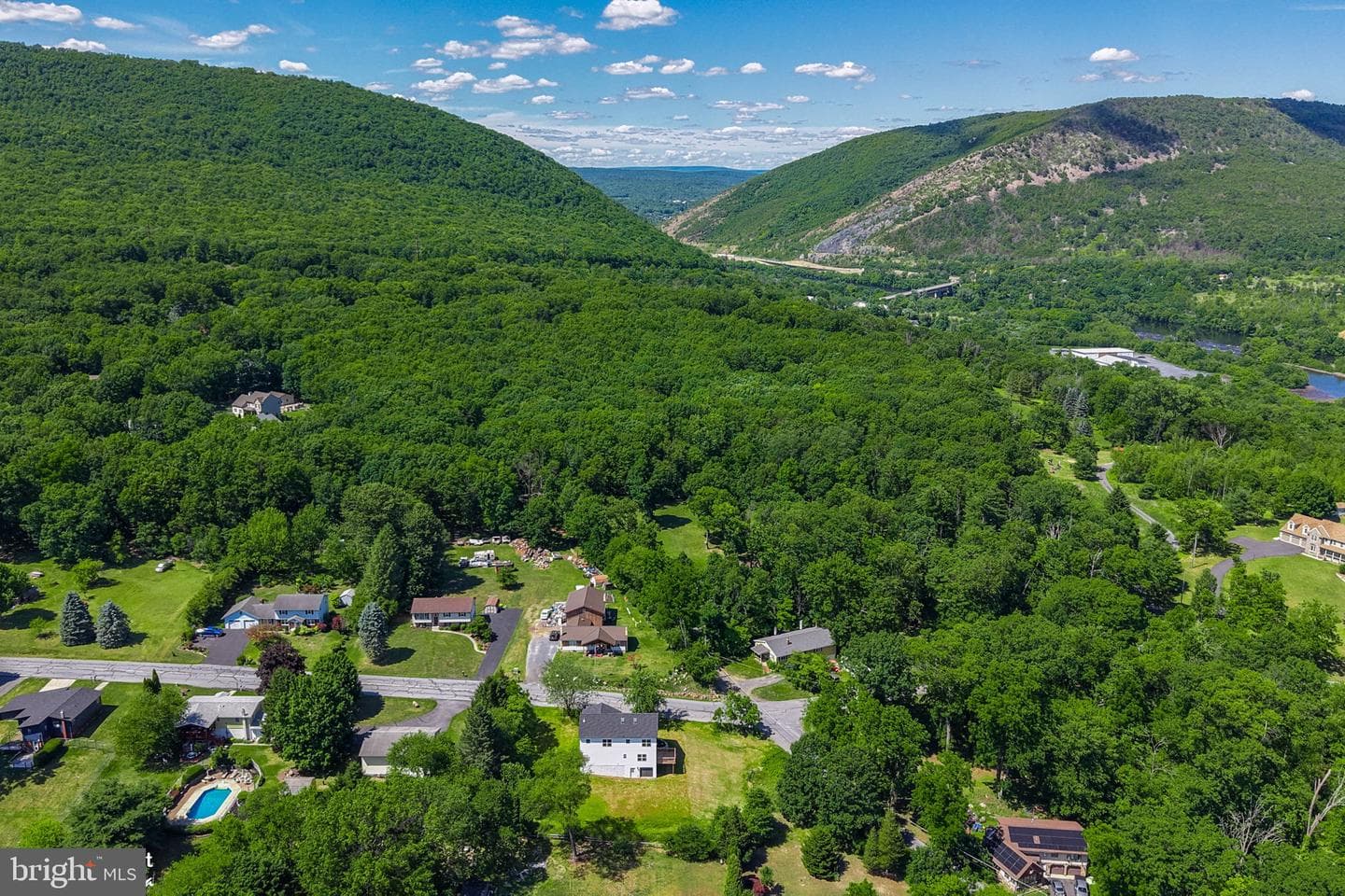 2212 Skyline Drive photo 20