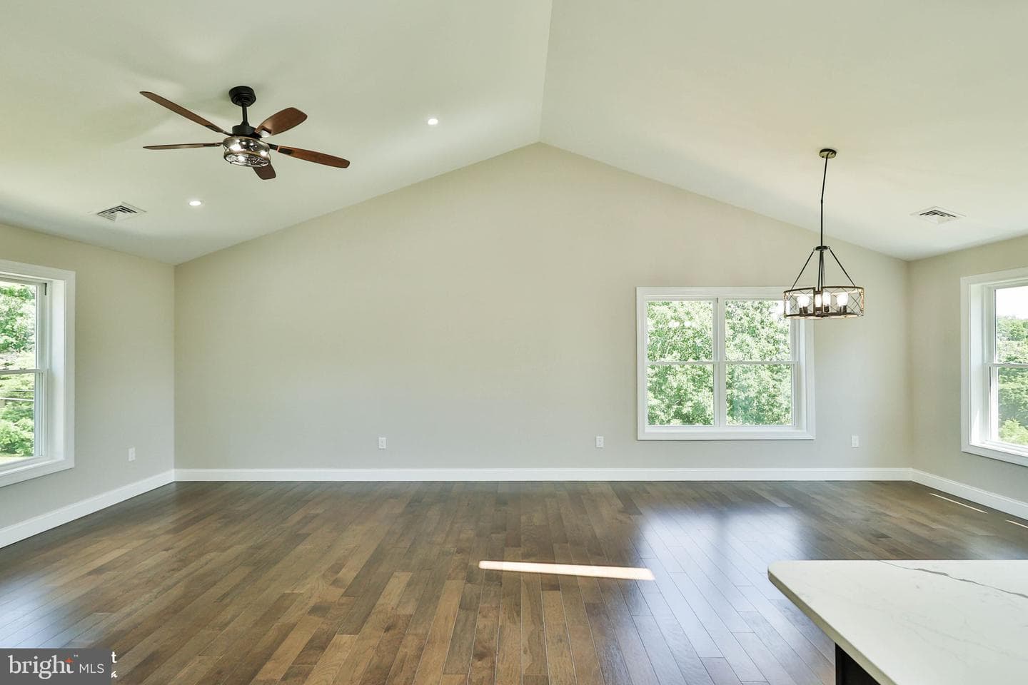 2212 Skyline Drive photo 43