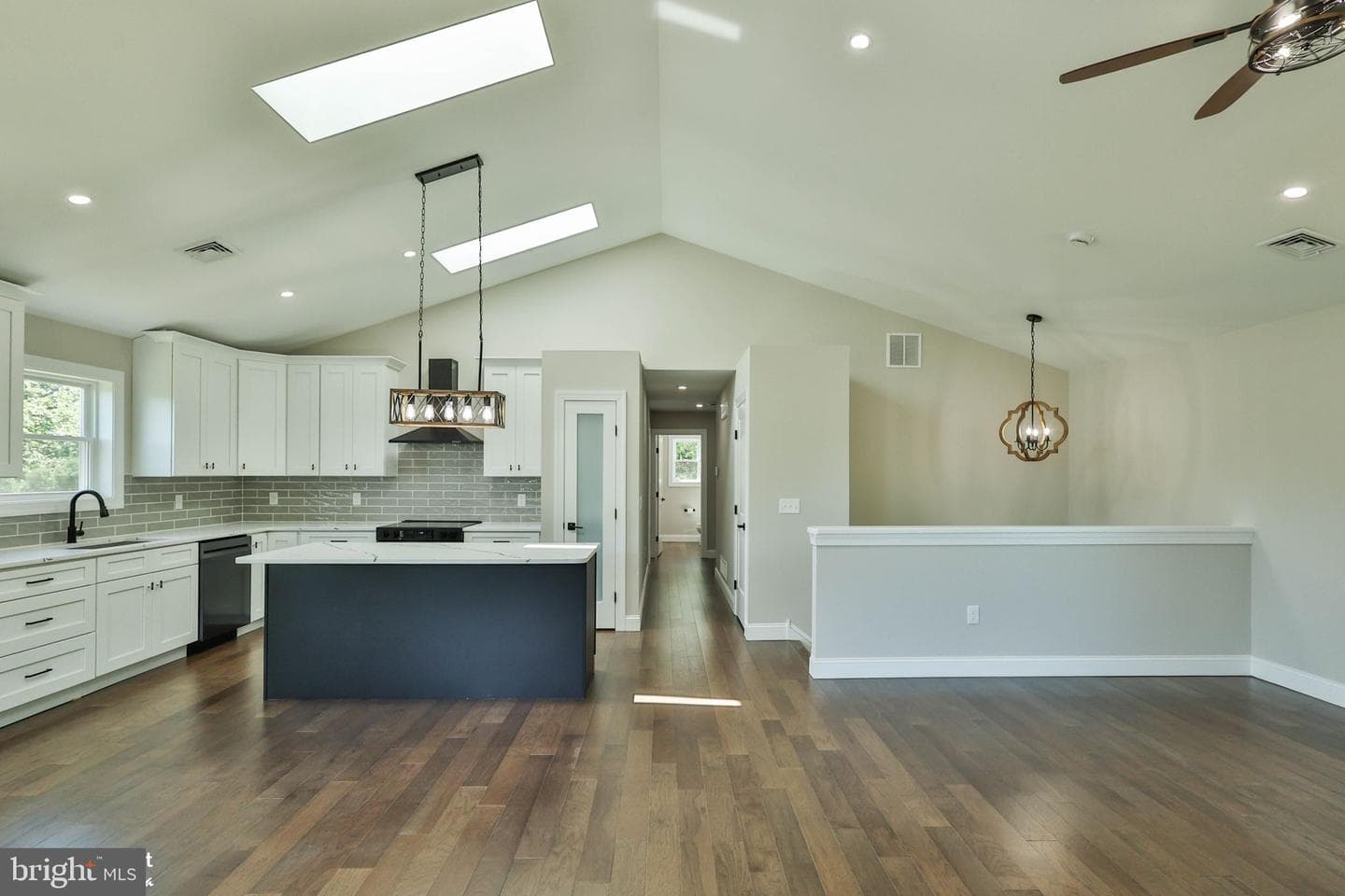 2212 Skyline Drive photo 47